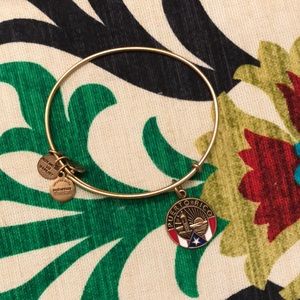 Alex & Ani Puerto Rico bangle 🇵🇷